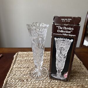 The Byrdes Collection Crystal Bud Base 8.5 Tall. Excellent Condition